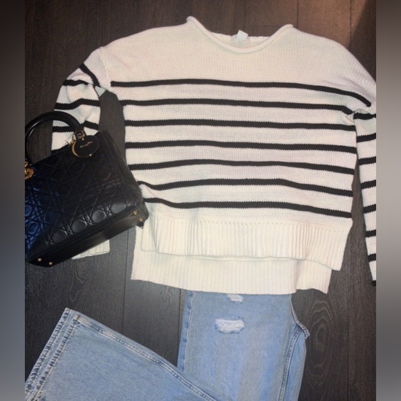 Stripped knit long sleeves top - Picture 11 of 15